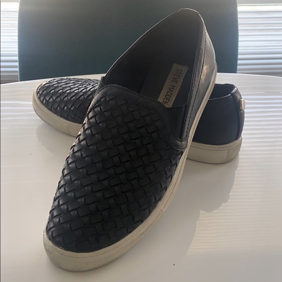 Steve Madden Shoes - Steve Madden slip on sneakers size 7